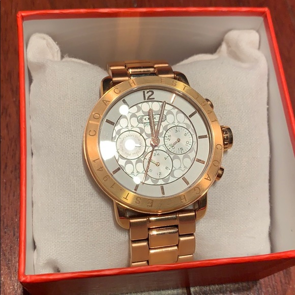 Coach rose gold watch - Picture 1 of 8